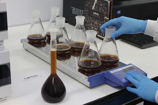 研究CDMDI-100L與各種類型多元醇的反應(yīng)活性及兼容性